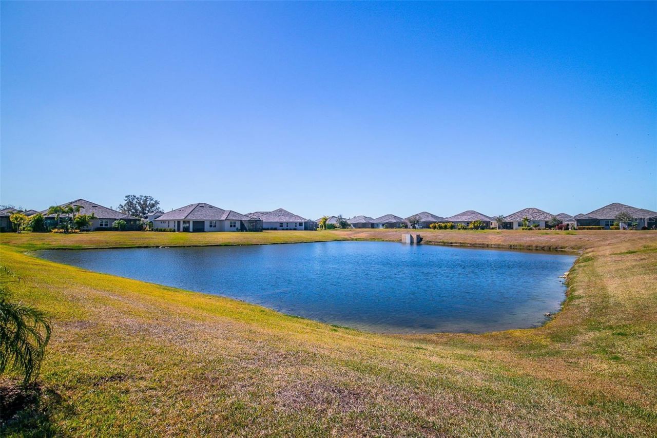 7522 Campus Cove, Sarasota, FL 34243 Photo