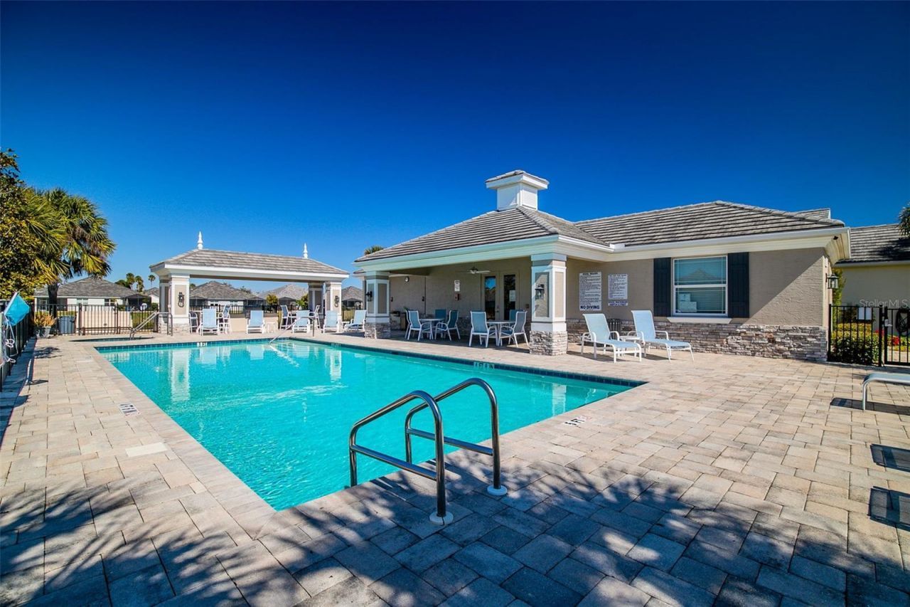 7522 Campus Cove, Sarasota, FL 34243 Photo