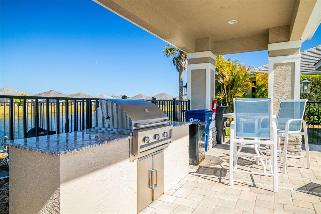 7522 Campus Cove, Sarasota, FL 34243 Photo