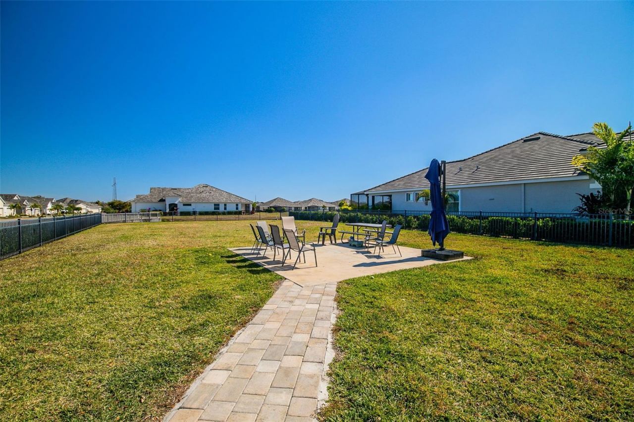 7522 Campus Cove, Sarasota, FL 34243 Photo