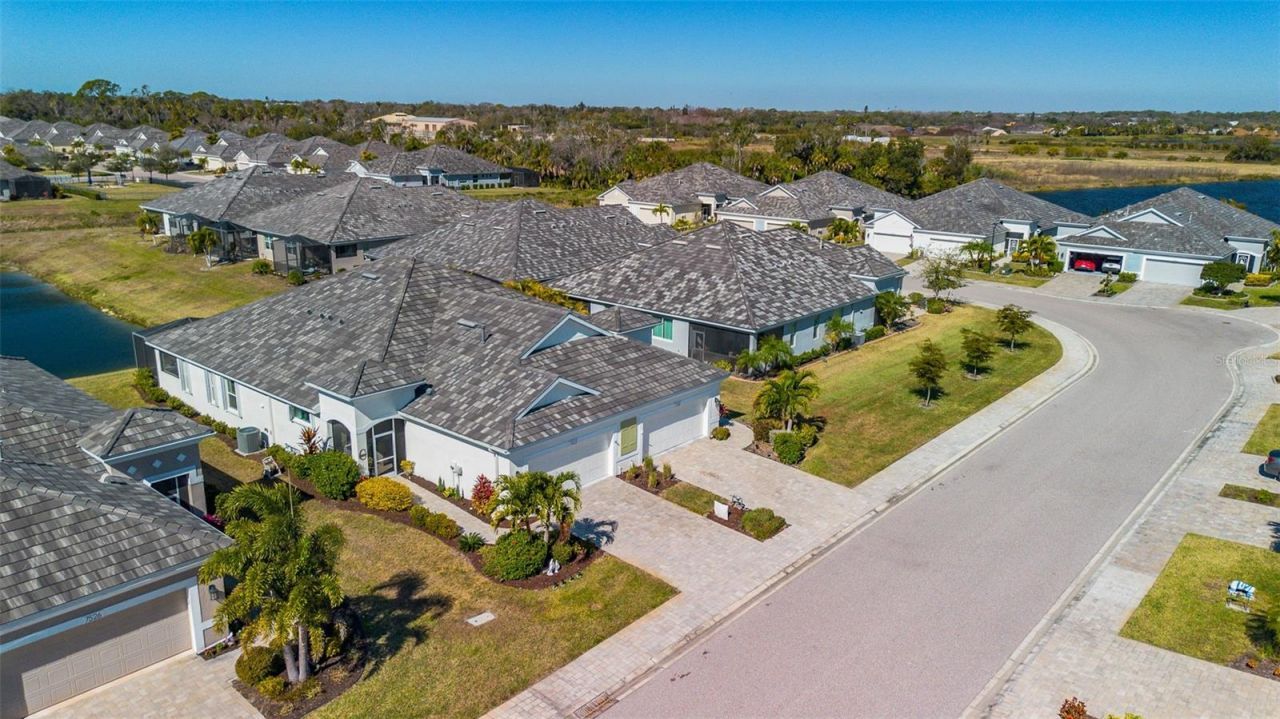 7522 Campus Cove, Sarasota, FL 34243 Photo