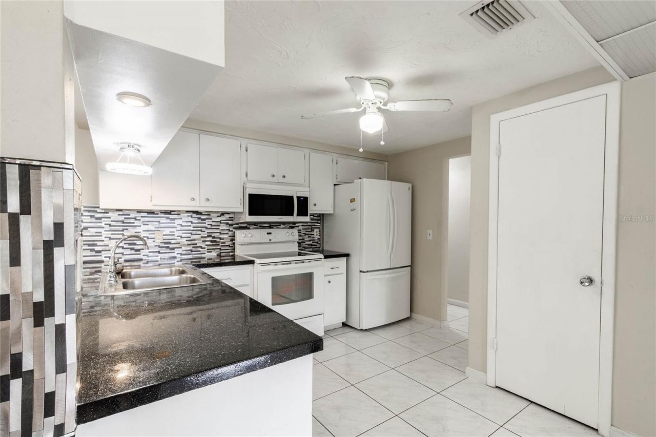 3402 Seffner Drive, Holiday, FL 34691 Photo