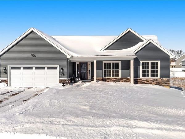 45 Hidden Meadow Crossing, Lancaster, NY 14086