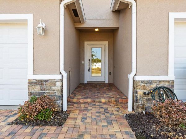 1007 NE Trailside Run Run, Port Saint Lucie, FL 34983