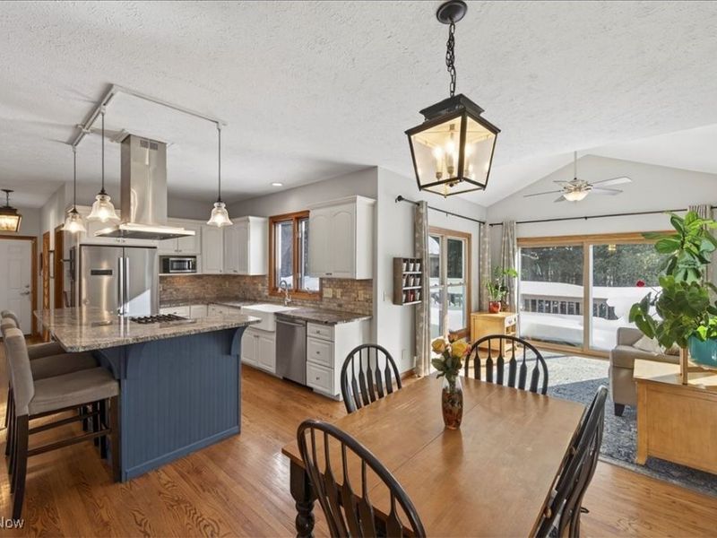 11425 Clearfield Lane, Chardon, OH 44024 Photo 10