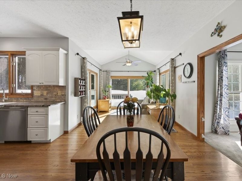 11425 Clearfield Lane, Chardon, OH 44024 Photo 11