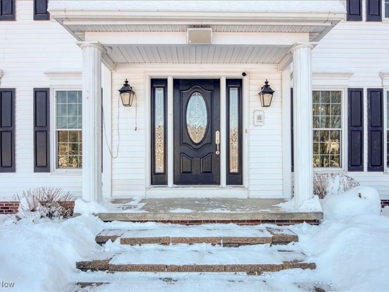 11425 Clearfield Lane, Chardon, OH 44024 Photo 4