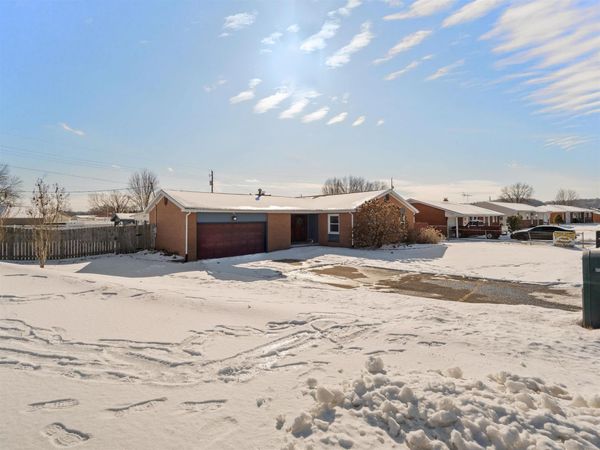 318 Solida Road, South Point, OH 45680