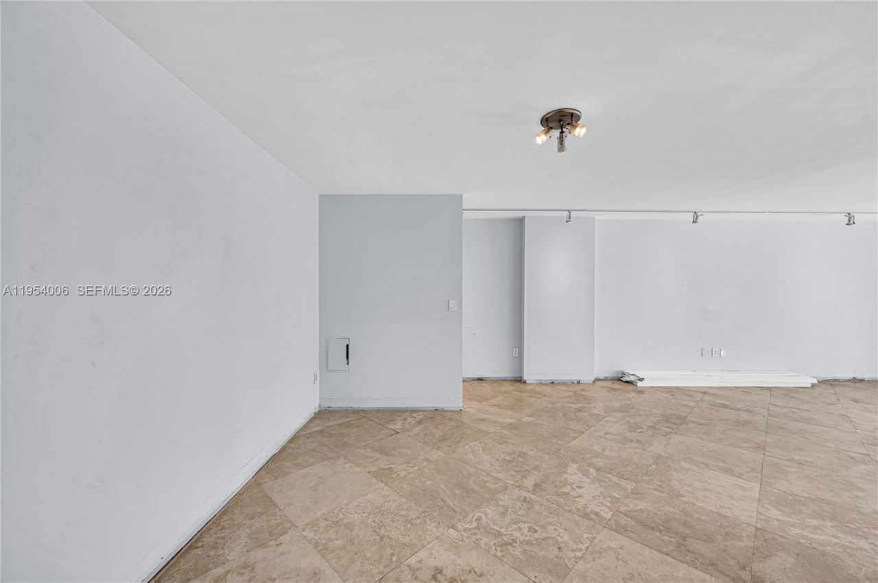 11 Island Ave , Unit 1105, Miami Beach, FL 33139 Photo