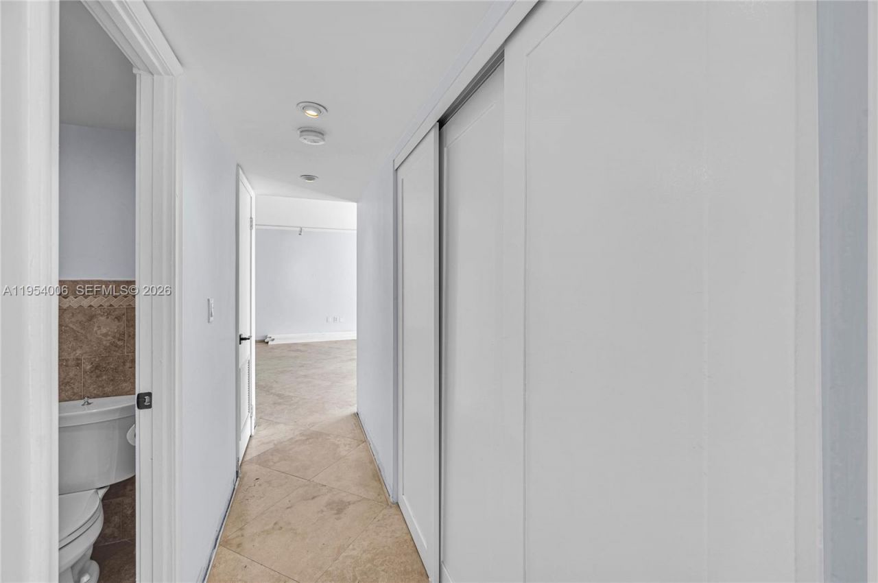 11 Island Ave , Unit 1105, Miami Beach, FL 33139 Photo