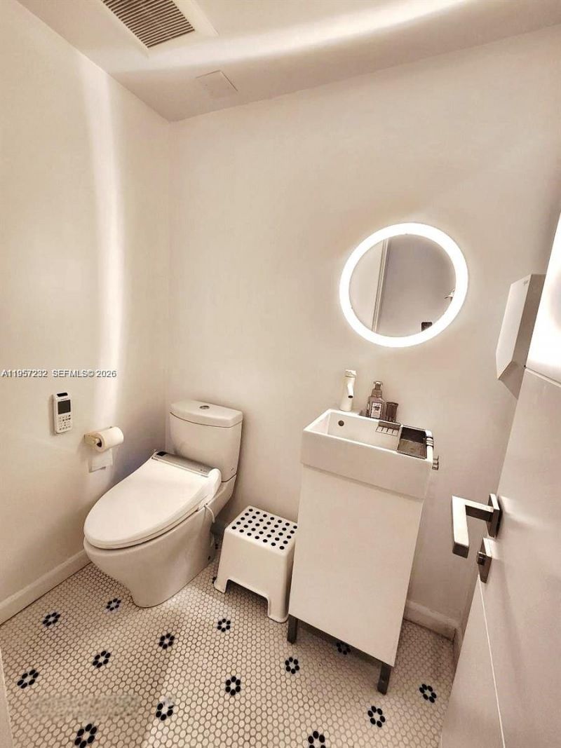 2150 Sans Souci Blvd, Unit D1, North Miami, FL 33181 Photo