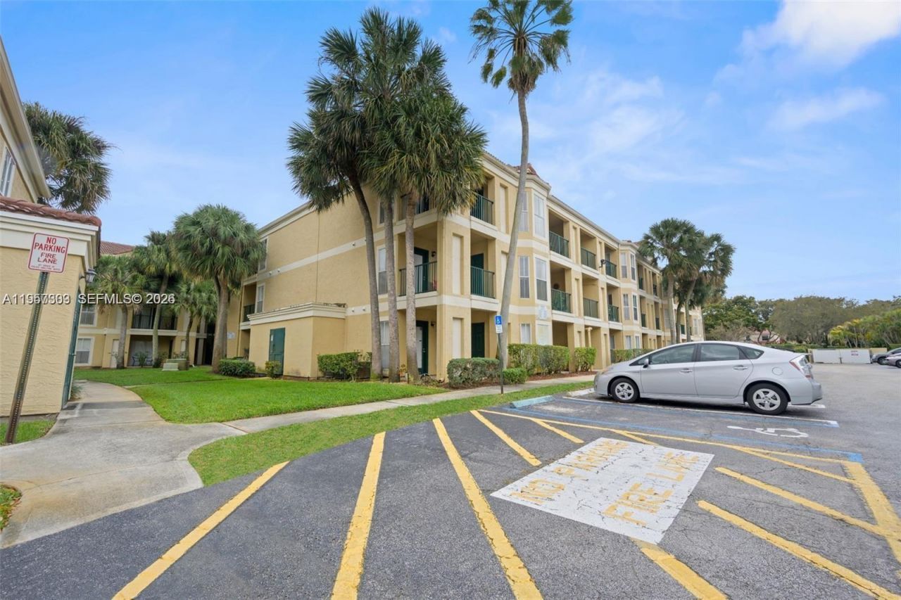 777 Riverside Dr, Unit 1521, Coral Springs, FL 33071 Photo