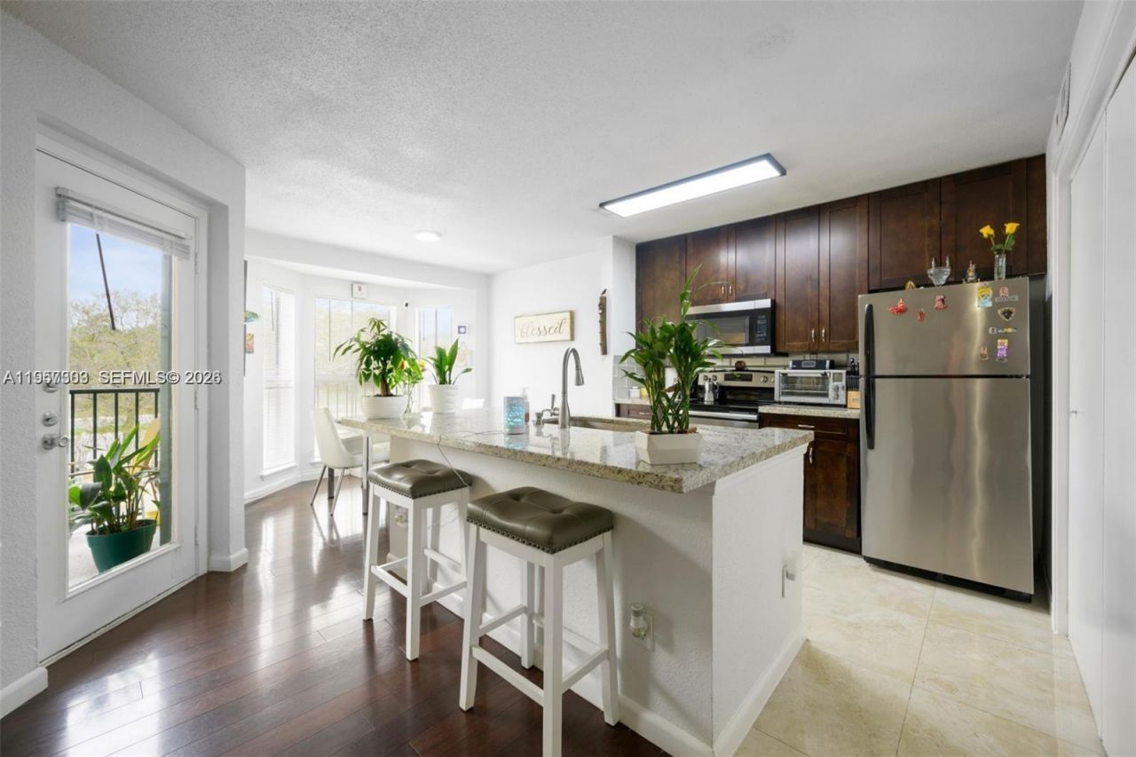 777 Riverside Dr, Unit 1521, Coral Springs, FL 33071 Photo