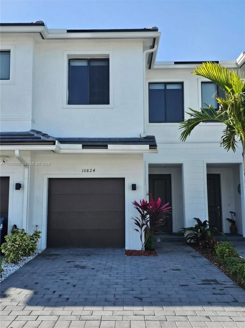 10824 SW 232nd Ter, Unit ., Homestead, FL 33032 Photo