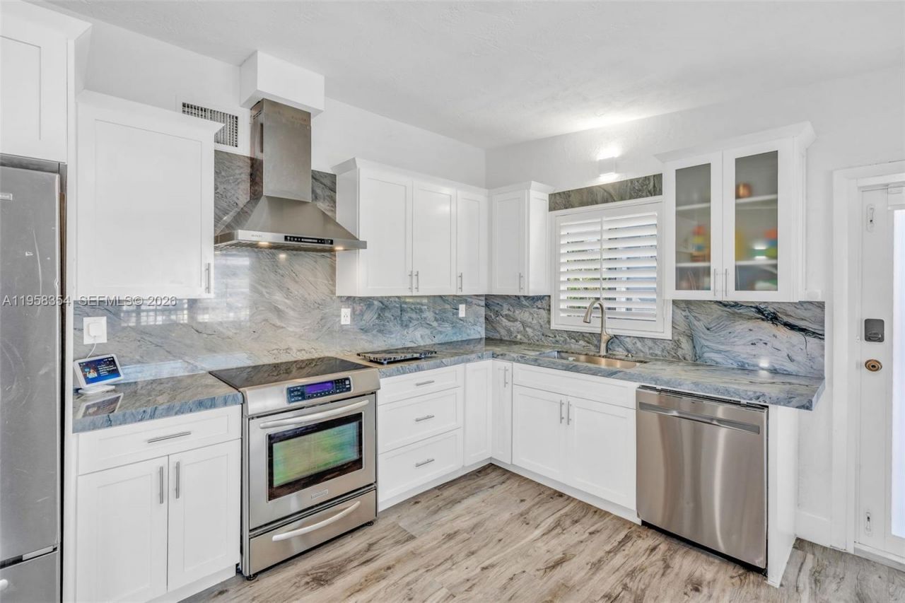 106 Plantation Ave, Key Largo, FL 33070 Photo