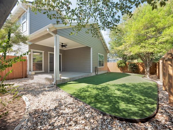 2200 Amur DR, Austin, TX 78745