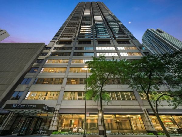 30 E HURON Street, Unit 5410, Chicago, IL 60611