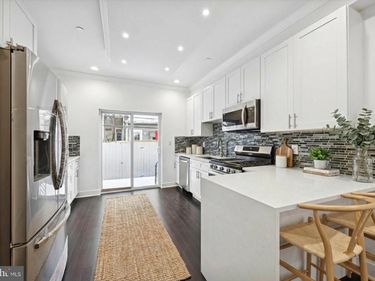 1327 S HOLLYWOOD STREET, PHILADELPHIA, PA 19146