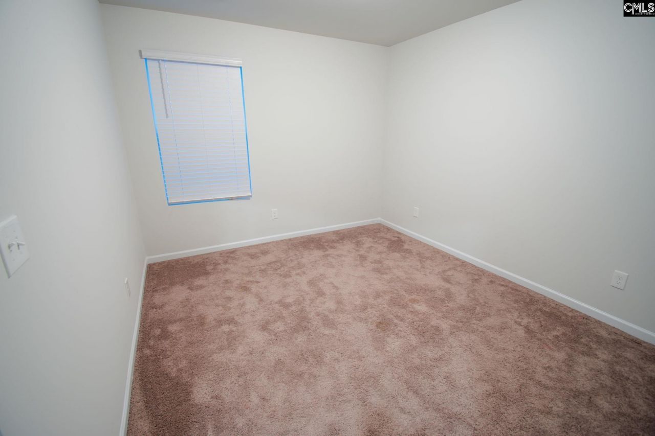 2073 Cold Rocks Way  Photo 12