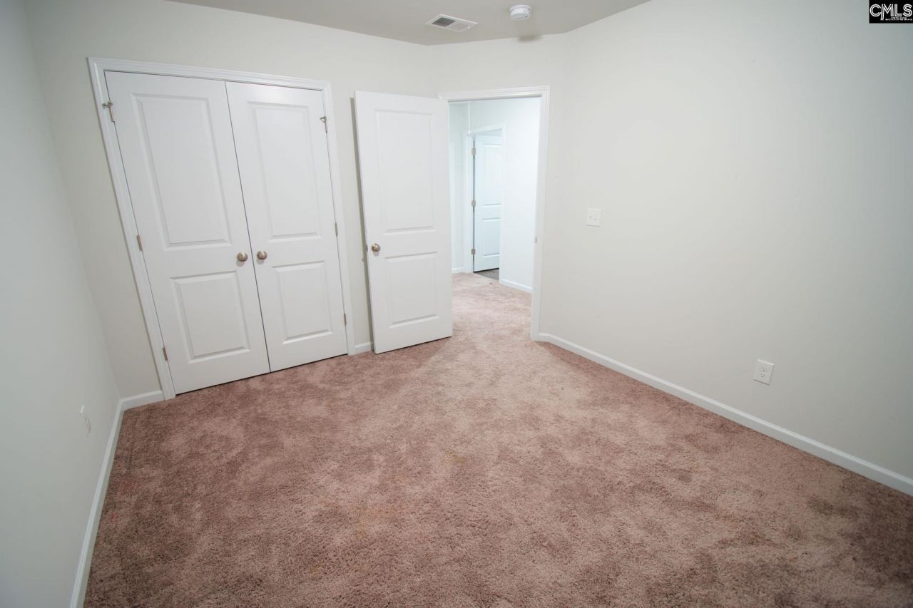 2073 Cold Rocks Way  Photo 13