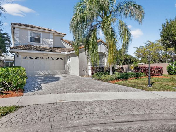 23429 Rakelle Circle, Boca Raton, FL 33433