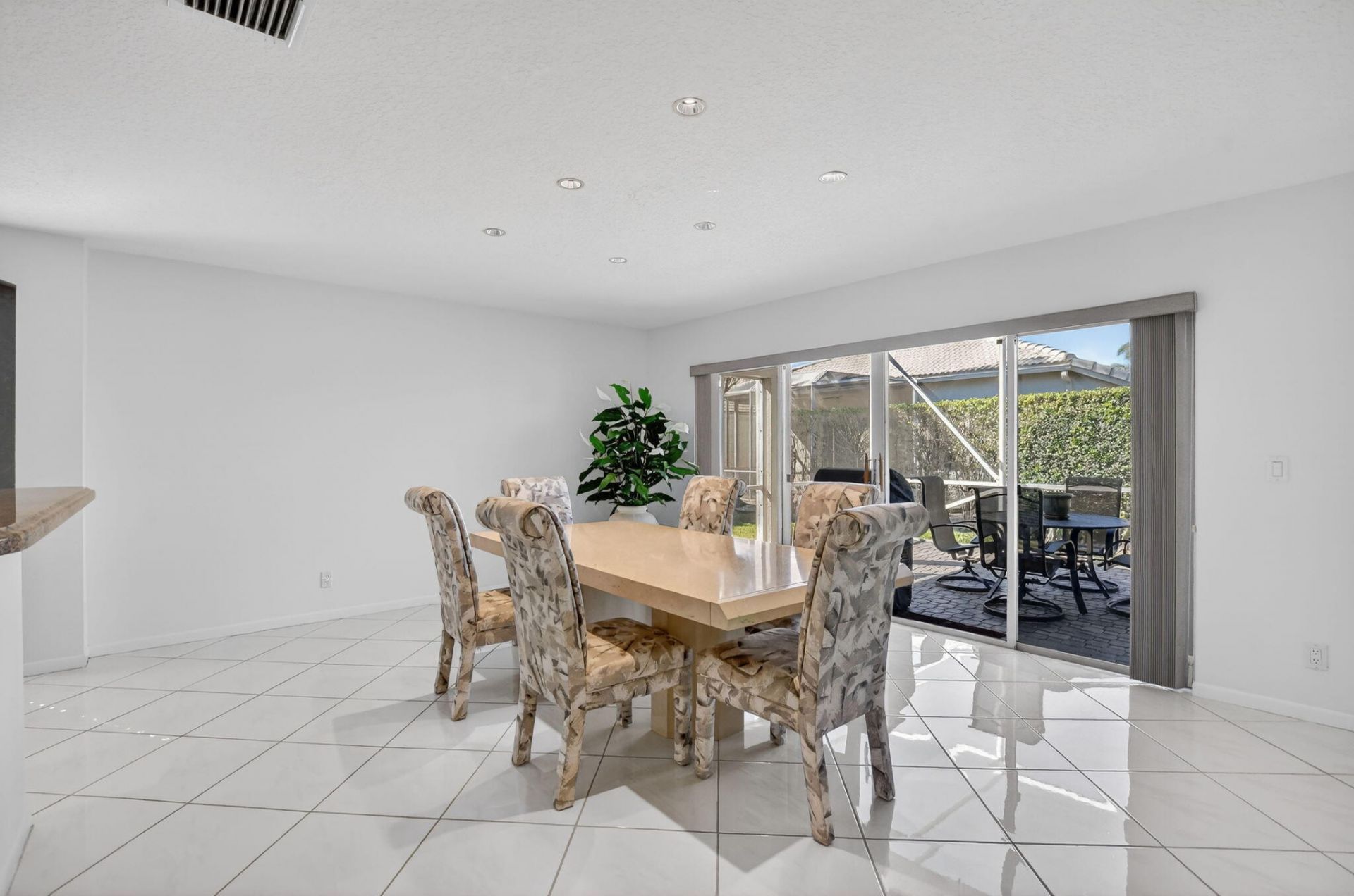 23429 Rakelle Circle, Boca Raton, FL 33433 Photo