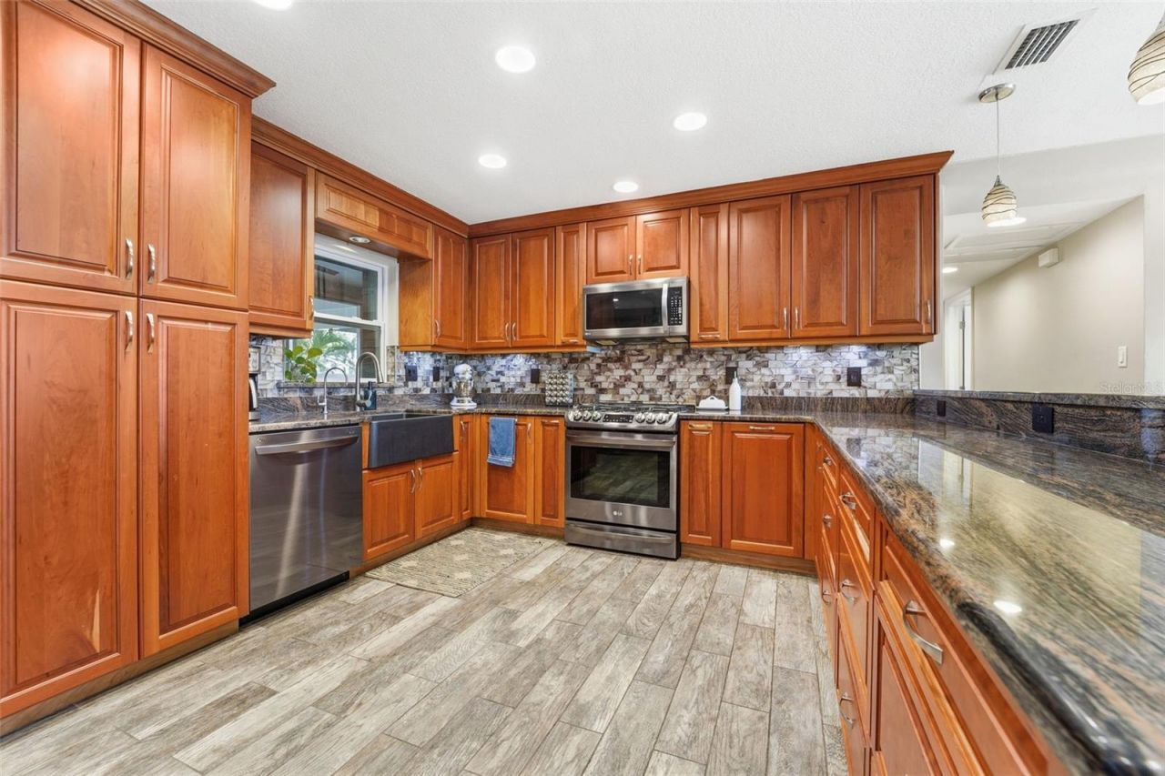 3595 Floral Drive, Largo, FL 33771 Photo