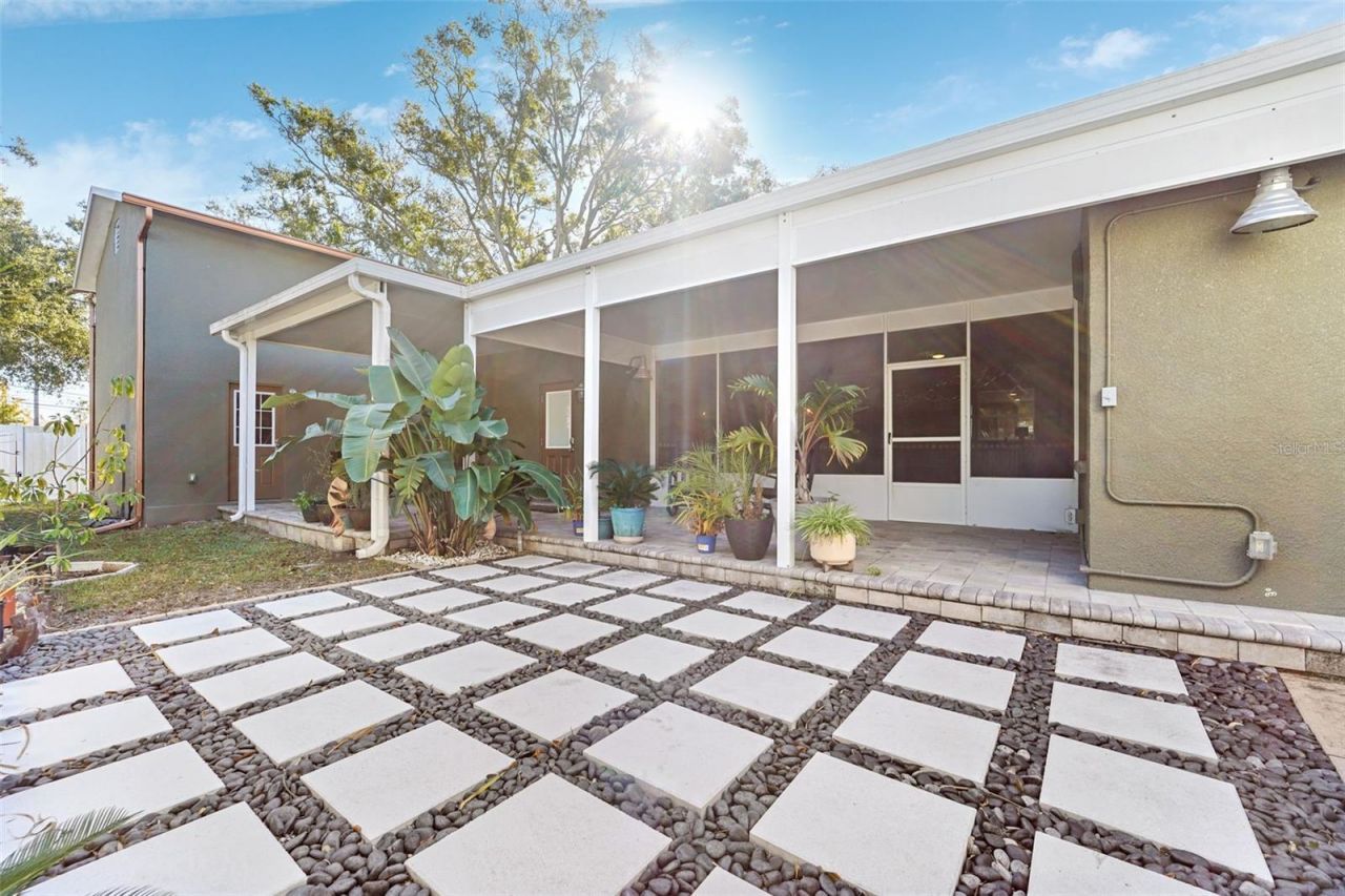 3595 Floral Drive, Largo, FL 33771 Photo