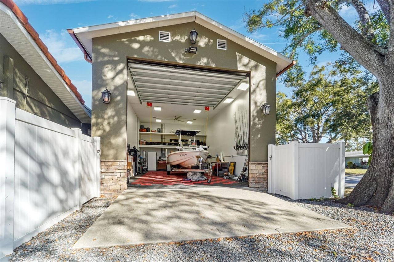 3595 Floral Drive, Largo, FL 33771 Photo