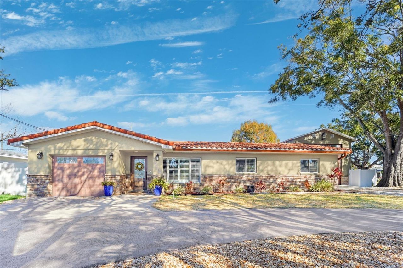 3595 Floral Drive, Largo, FL 33771 Photo