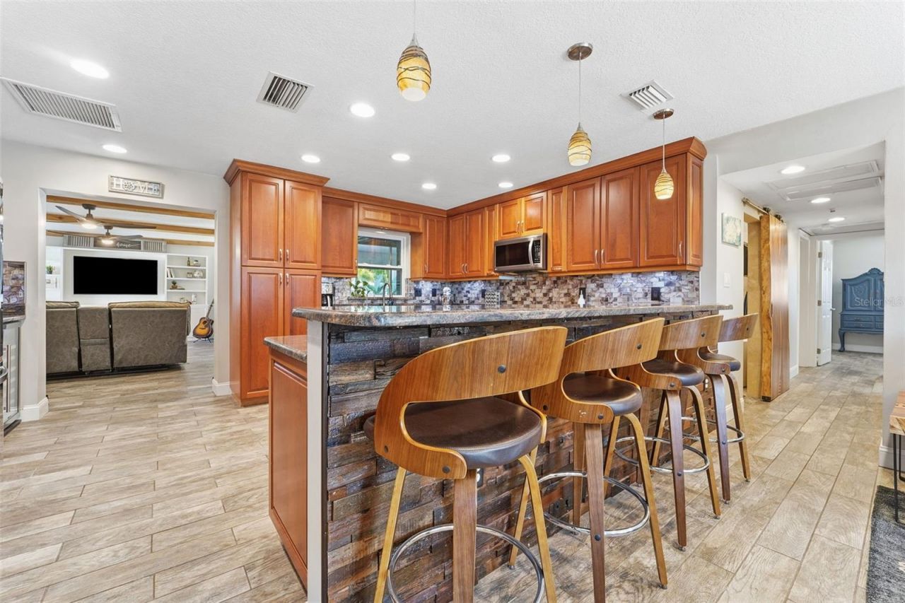 3595 Floral Drive, Largo, FL 33771 Photo