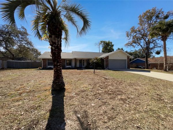 752 BRIARCREST DRIVE, ORANGE CITY, FL 32763