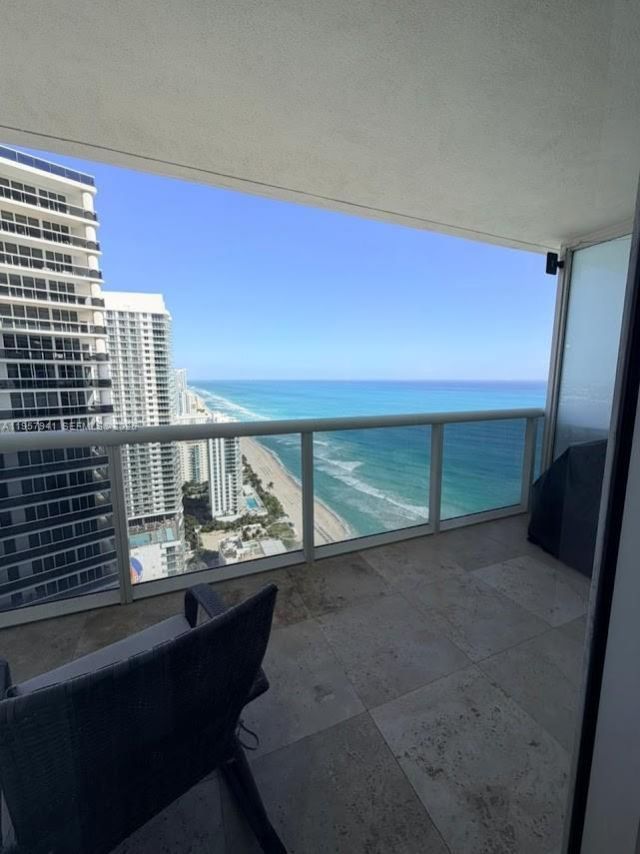 1830 S Ocean Dr, Unit 3810, Hallandale Beach, FL 33009 Photo