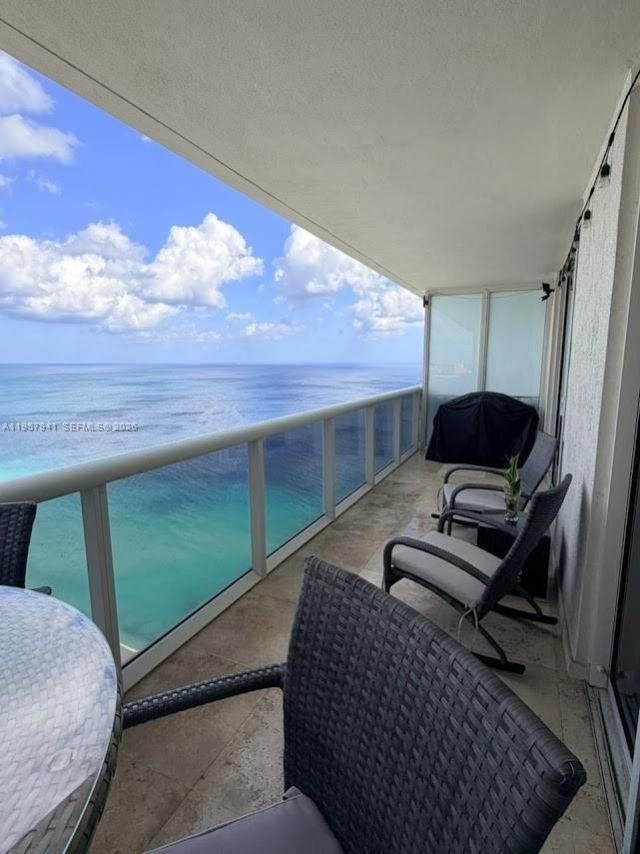 1830 S Ocean Dr, Unit 3810, Hallandale Beach, FL 33009 Photo
