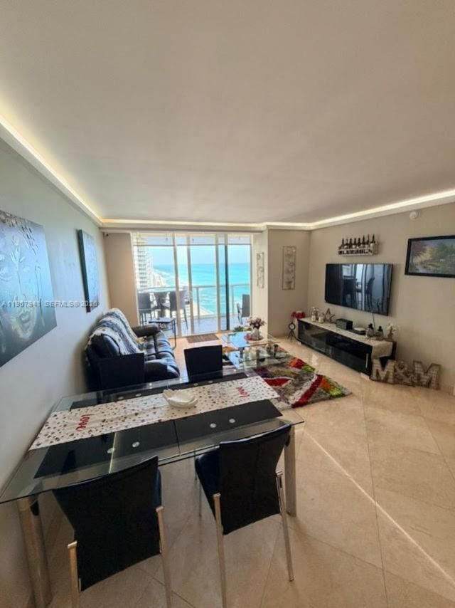 1830 S Ocean Dr, Unit 3810, Hallandale Beach, FL 33009 Photo