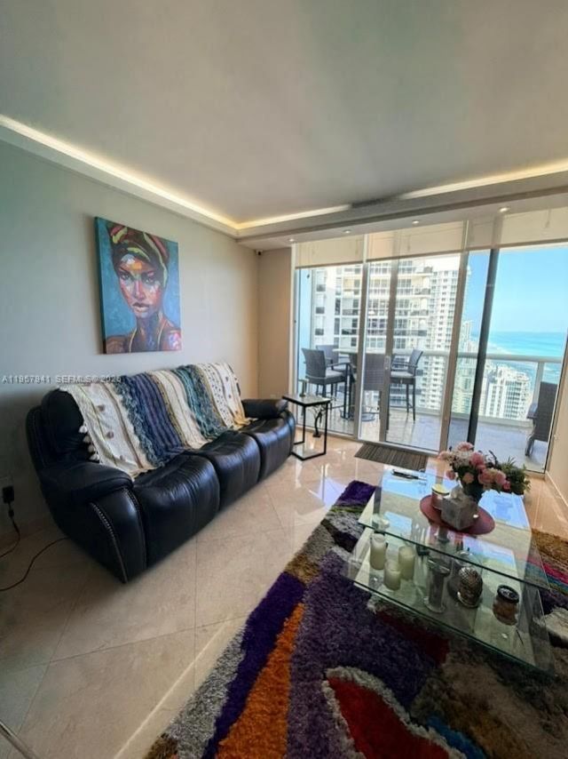 1830 S Ocean Dr, Unit 3810, Hallandale Beach, FL 33009 Photo