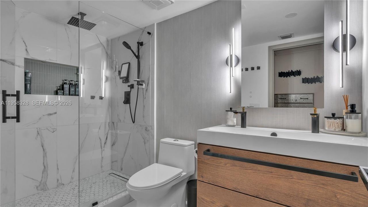 3051 NE 47th Ct, Unit 207, Fort Lauderdale, FL 33308 Photo