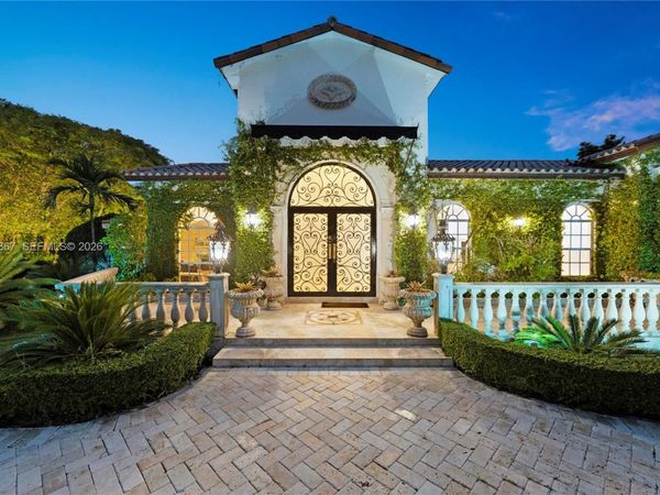 12300 Old Cutler Rd, Unit 1, Pinecrest, FL 33156