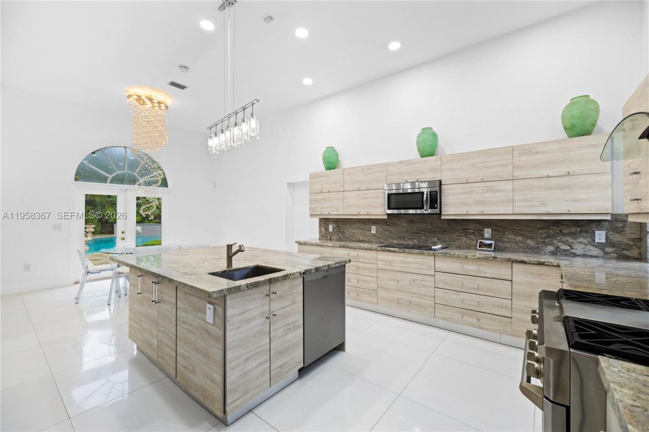 12300 Old Cutler Rd, Unit 1, Pinecrest, FL 33156 Photo