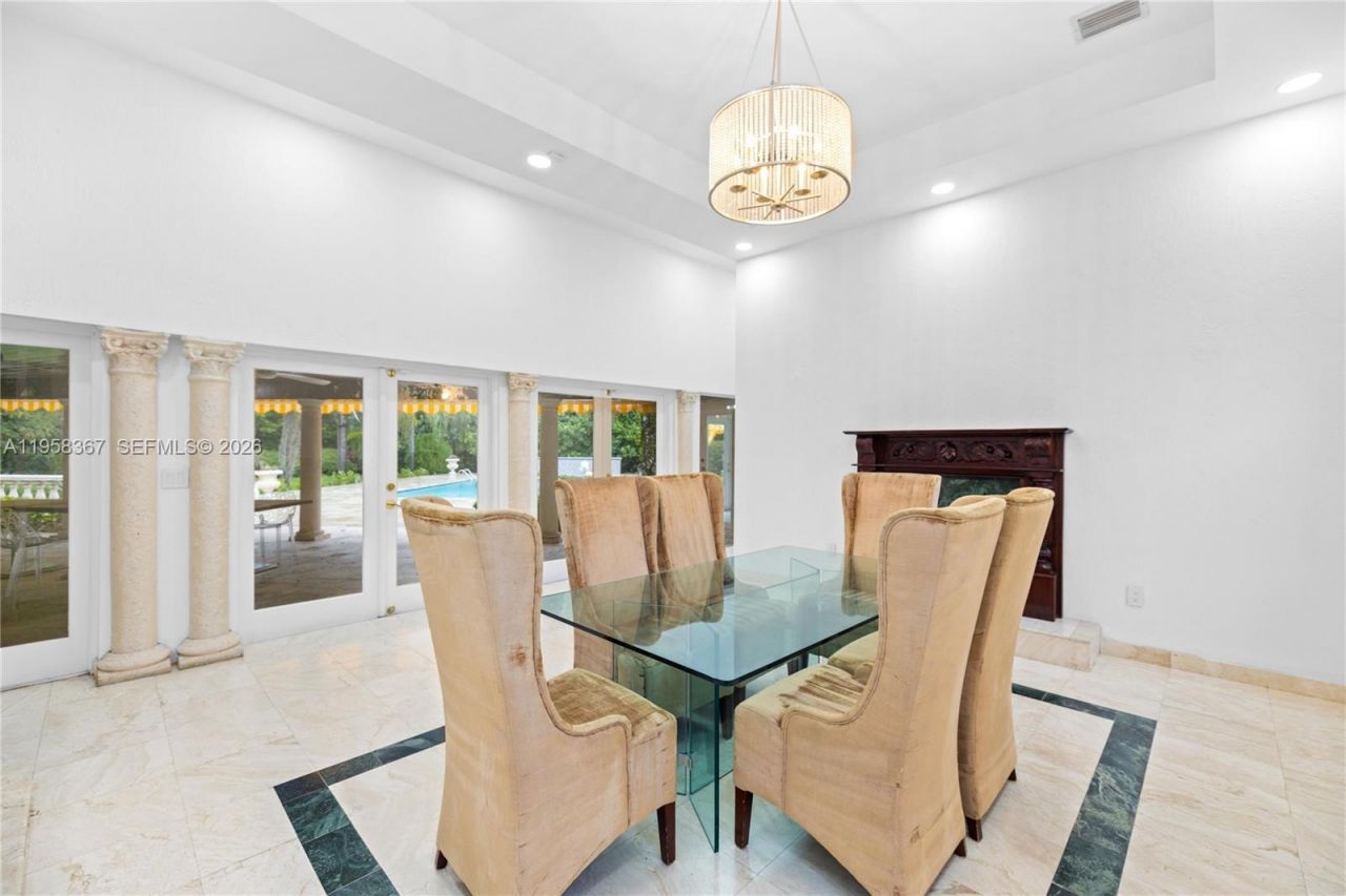 12300 Old Cutler Rd, Unit 1, Pinecrest, FL 33156 Photo