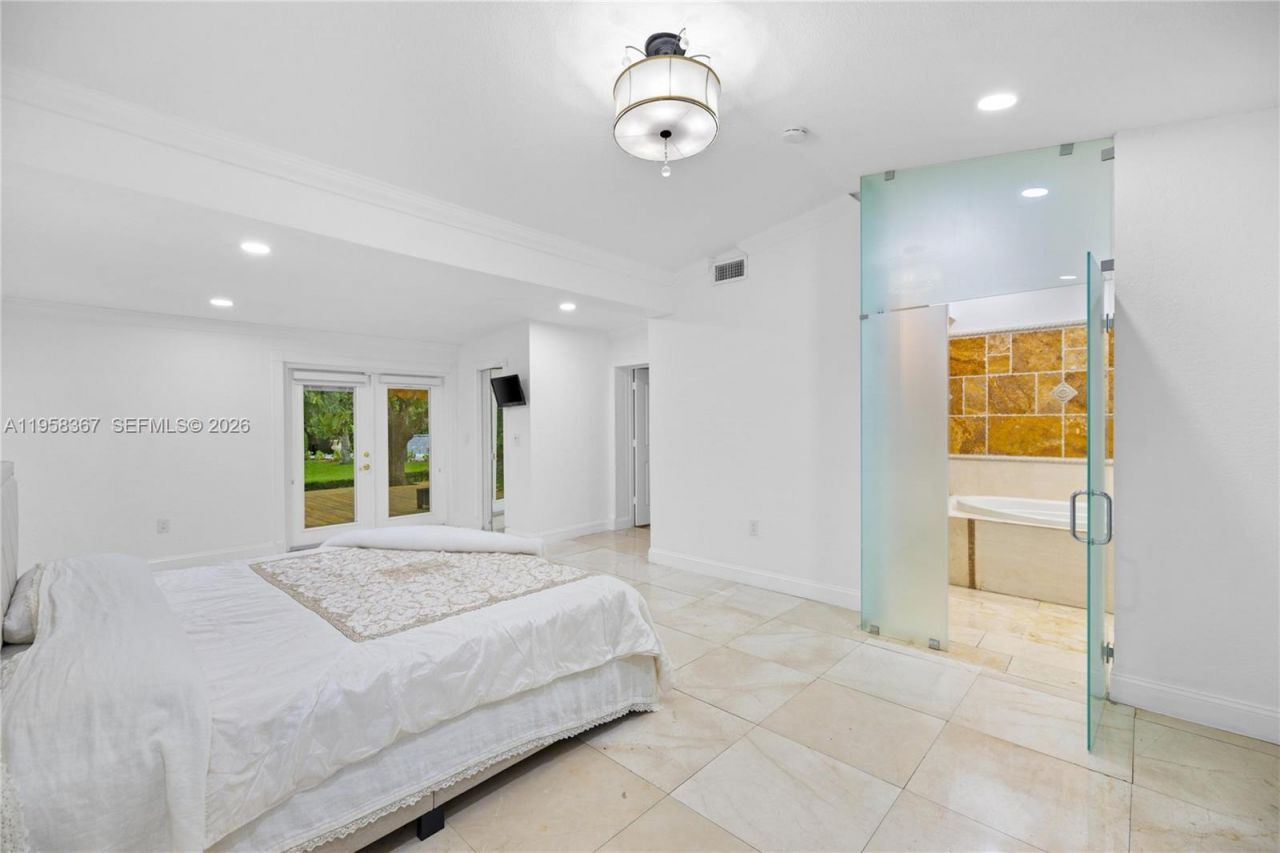 12300 Old Cutler Rd, Unit 1, Pinecrest, FL 33156 Photo