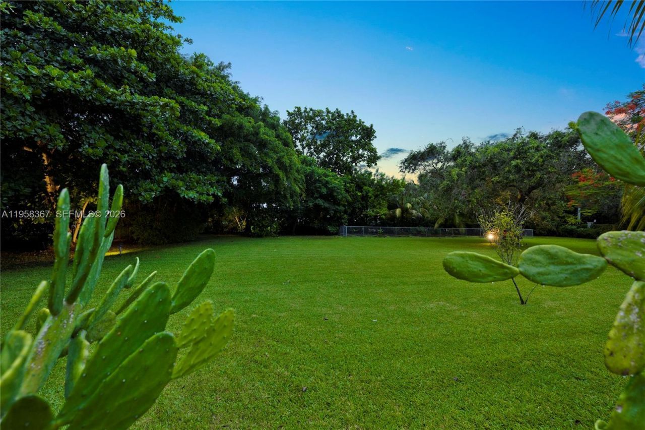 12300 Old Cutler Rd, Unit 1, Pinecrest, FL 33156 Photo