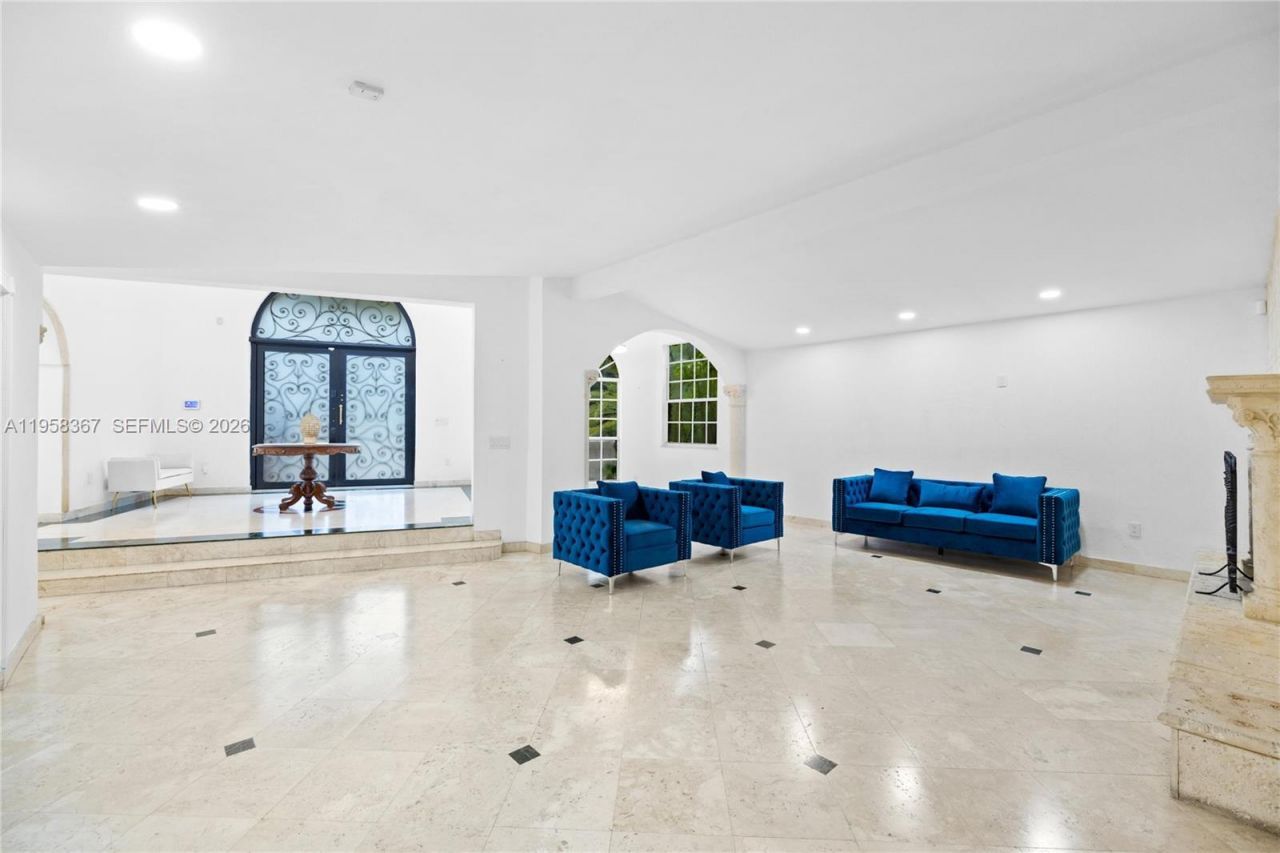 12300 Old Cutler Rd, Unit 1, Pinecrest, FL 33156 Photo