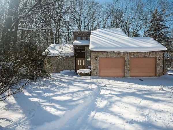 4791 Doug Drive, Whitehall, MI 49461