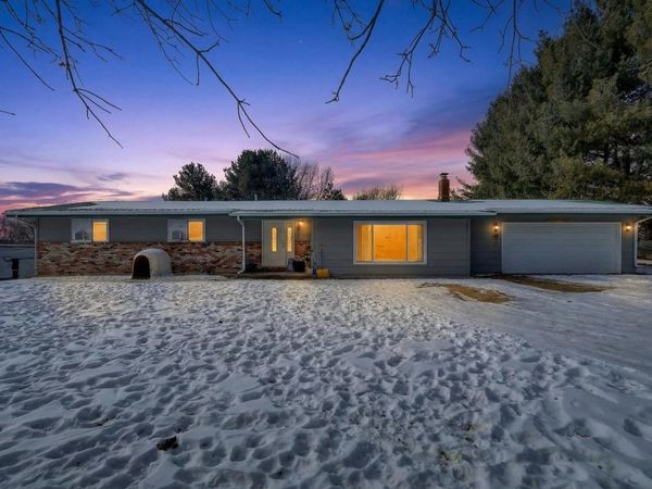 14858 Beaverton Road, Poplar Grove, IL 61065