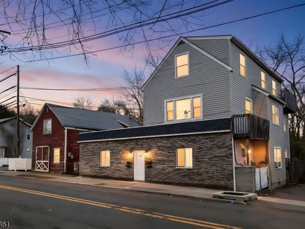 194 Saddle River Rd, Saddle Brook, NJ 07663