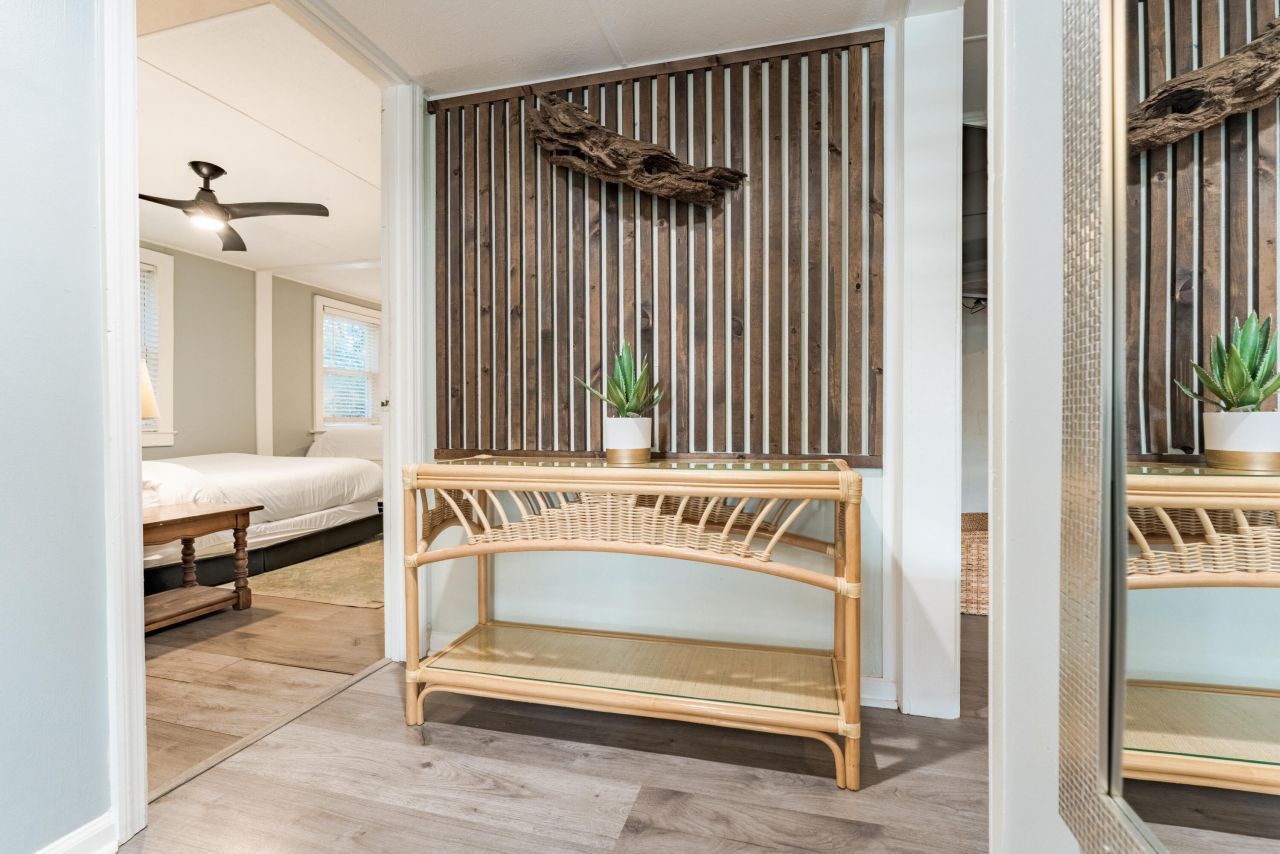 504 W Ashley Avenue Photo 13