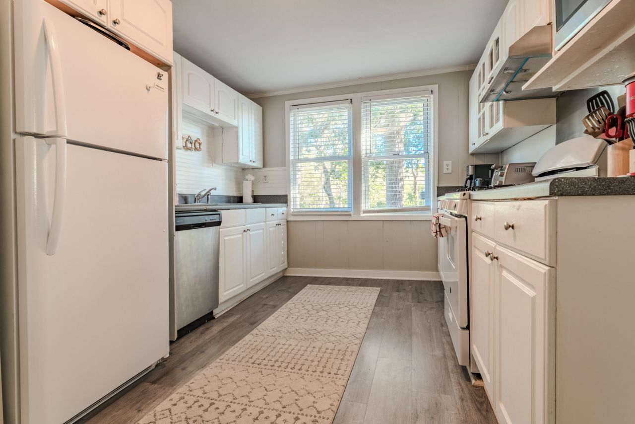 504 W Ashley Avenue Photo 34