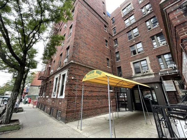 136-39 41st Avenue, Unit 5D, Flushing, NY 11355
