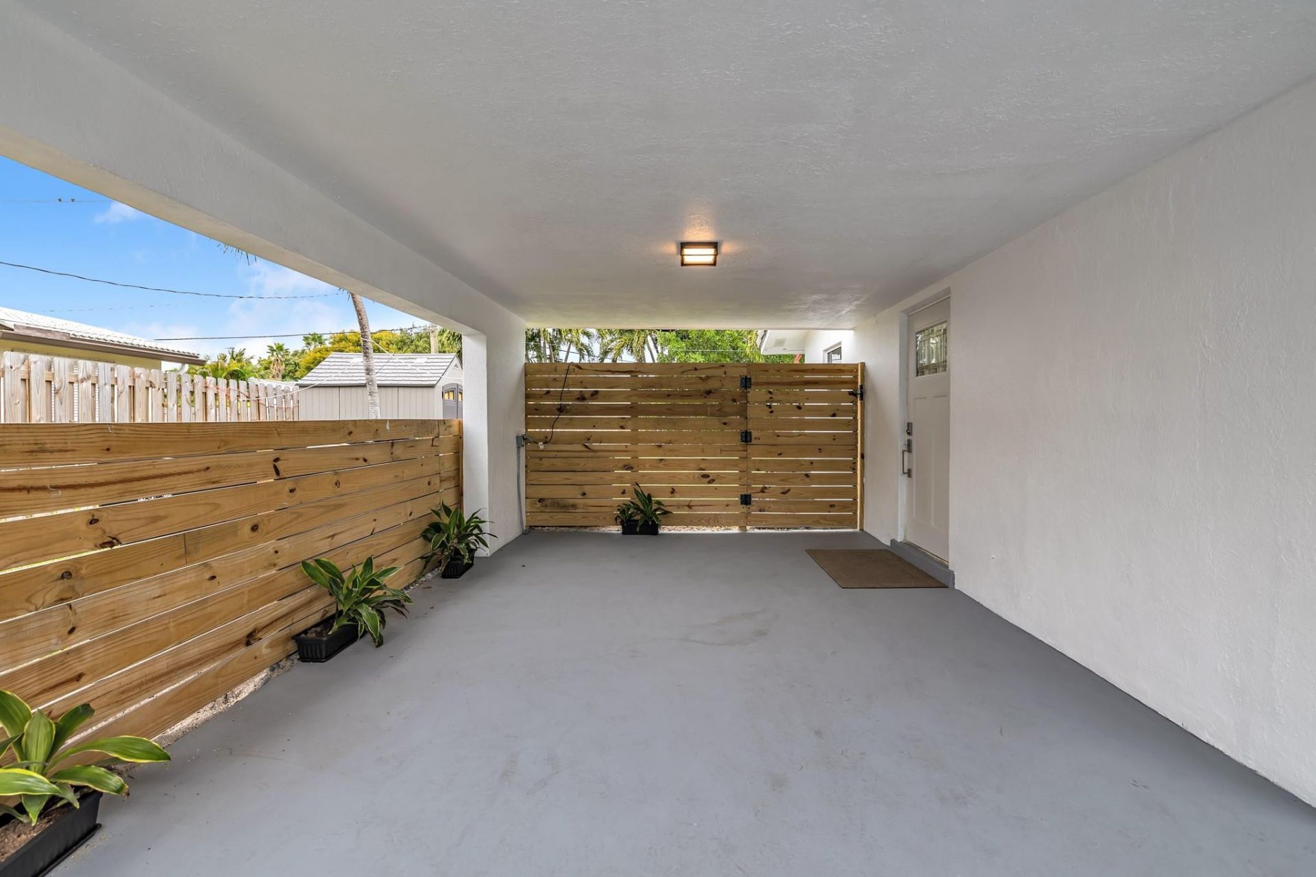 2921 NE 53rd St, Lighthouse Point, FL 33064 Photo